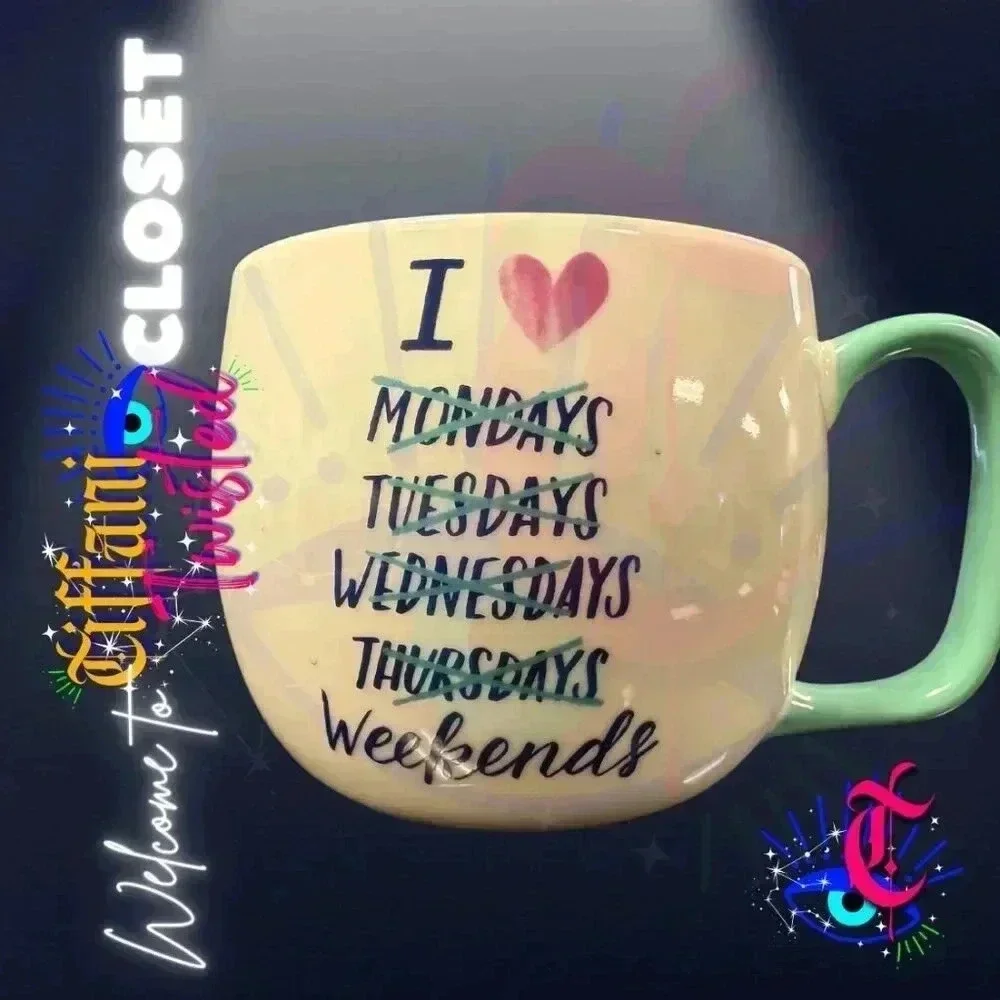 Fun "I ❤️ Weekends" Mug - Whimsical Design with Mint Handle - Picture 3 of 3